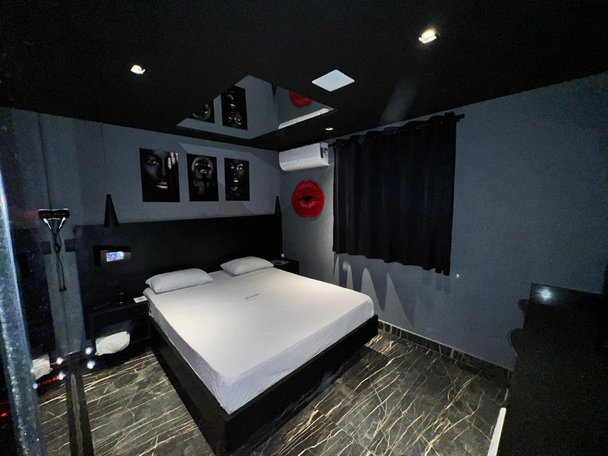 Motel Contigo Гуарульюс Экстерьер фото